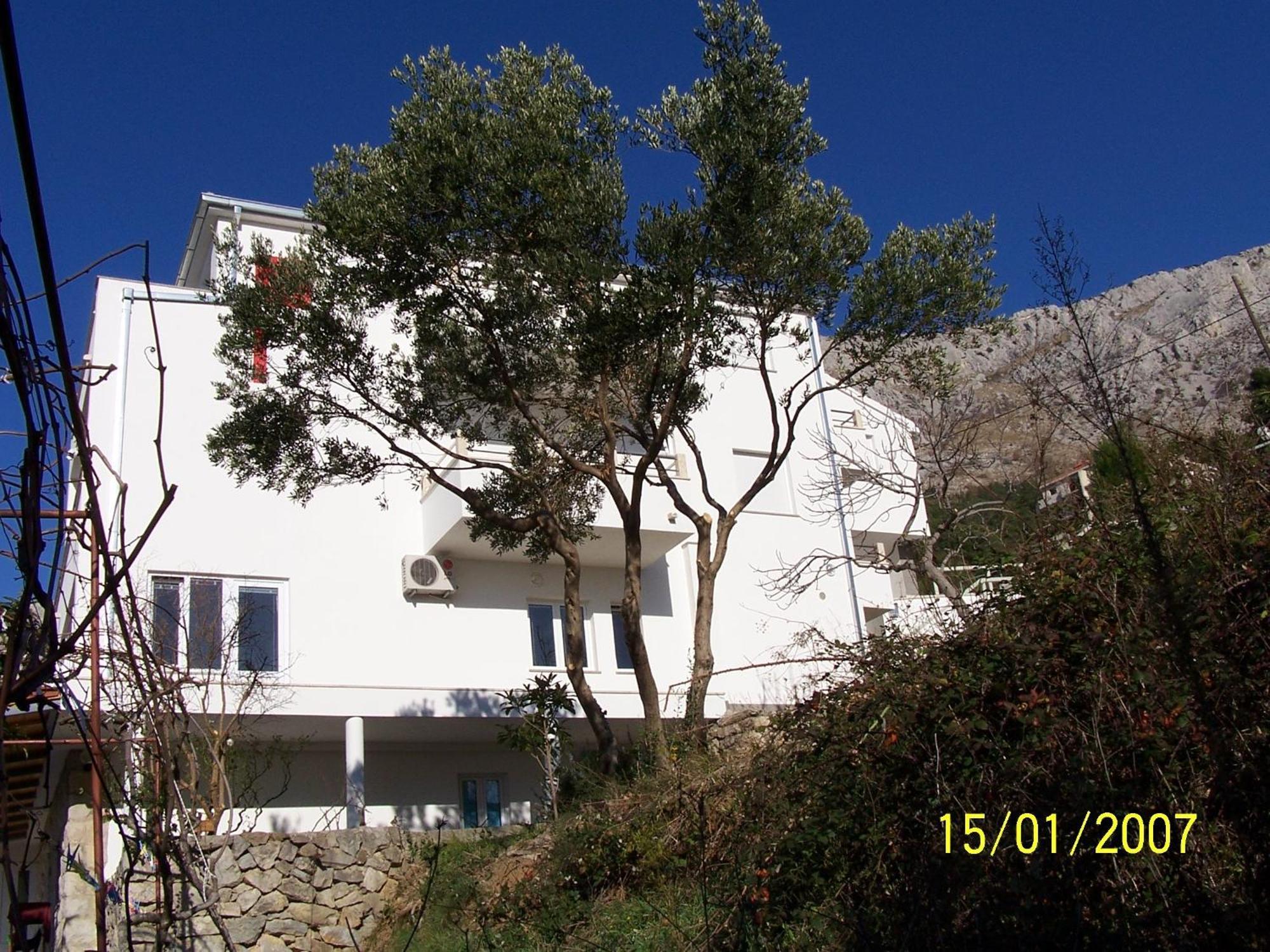 Apartments Perdijic Nemira Omiš Exteriör bild