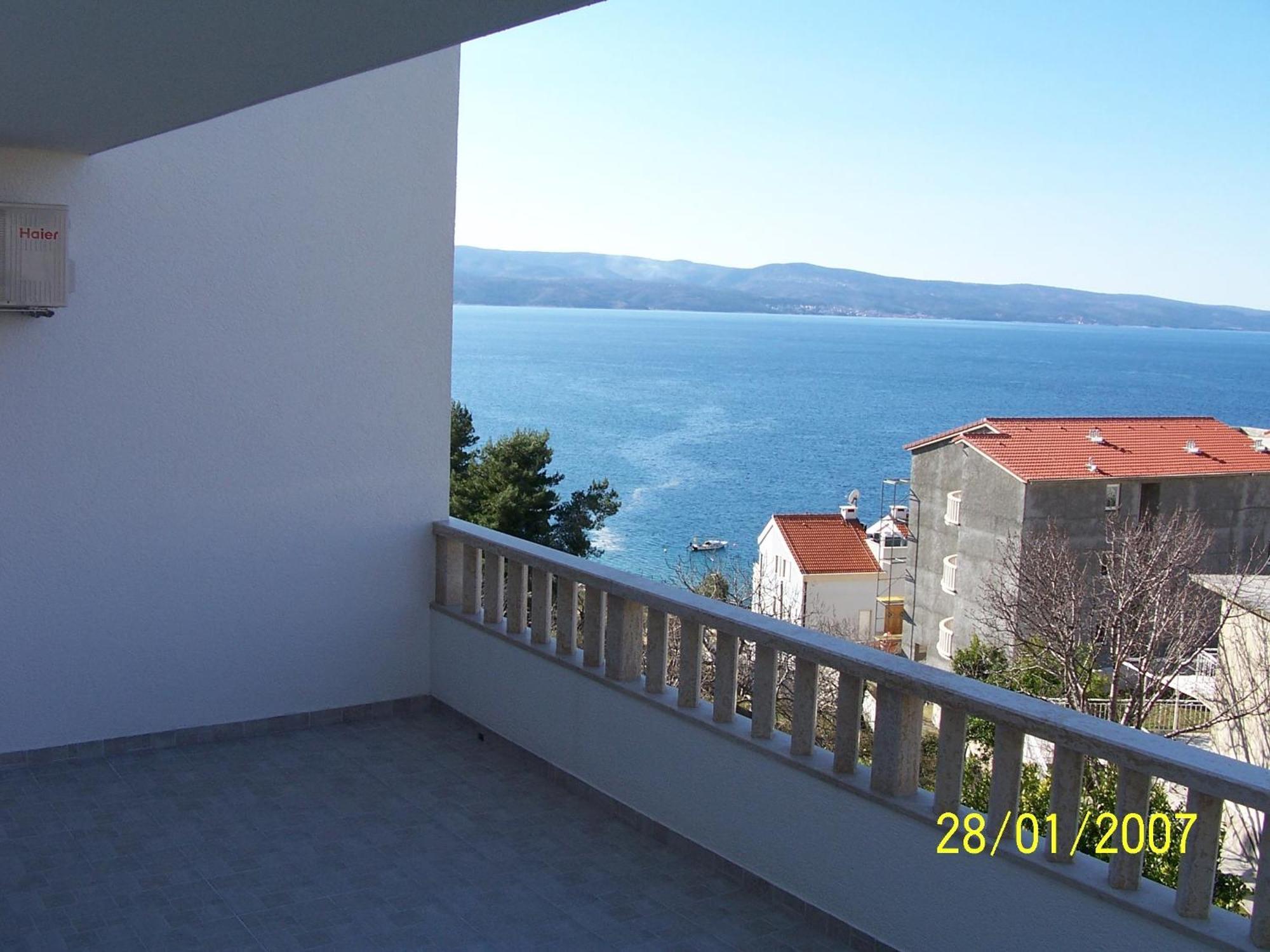 Apartments Perdijic Nemira Omiš Exteriör bild